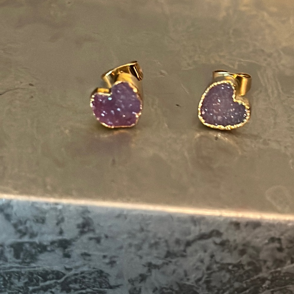Amethyst druzy heart pierced earrings posts gold plated tiny 1/4”